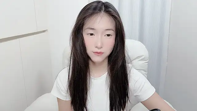Snapshot of Rosalind_xixi chatting on July 17, 1:56 am Rosalind xixi online show from July 17, 1:56 am