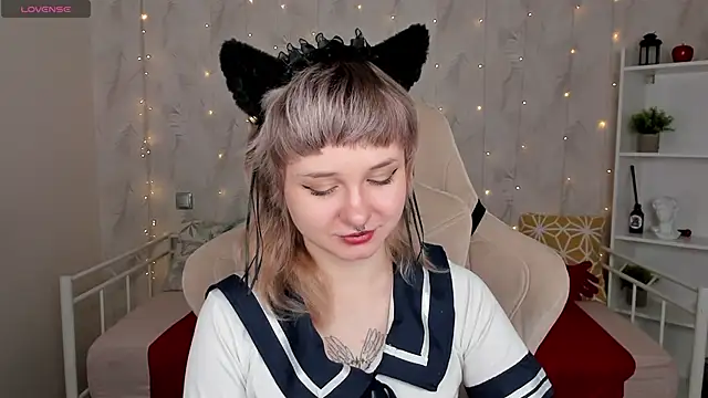 Tori Cutie online show from February 7, 12:03 am