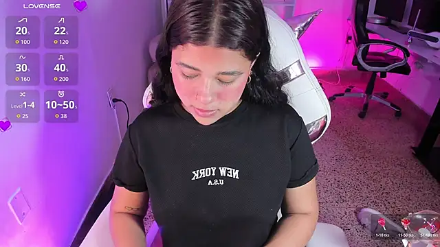 Ivy nt online show from December 13, 7:53 pm