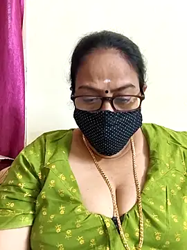 Snapshot of heera-rani chatting on January 17, 6:18 am heera-rani online show from January 17, 6:18 am