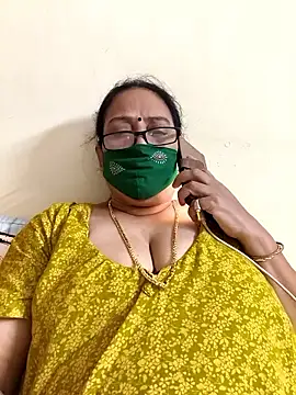 Snapshot of heera-rani chatting on February 8, 8:51 am heera-rani online show from February 8, 8:51 am