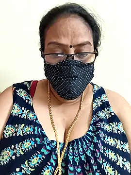 Snapshot of heera-rani chatting on February 12, 7:03 am heera-rani online show from February 12, 7:03 am