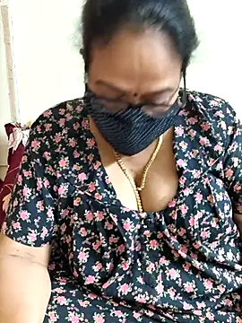 Snapshot of heera-rani chatting on February 18, 4:25 pm heera-rani online show from February 18, 4:25 pm