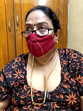 Snapshot of heera-rani chatting on March 18, 1:36 pm heera-rani online show from March 18, 1:36 pm