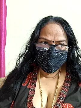 Snapshot of heera-rani chatting on April 5, 5:59 am heera-rani online show from April 5, 5:59 am