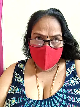 Snapshot of heera-rani chatting on April 10, 5:23 am heera-rani online show from April 10, 5:23 am