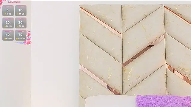 Snapshot of AlanaDoll chatting on November 20, 3:23 pm AlanaDoll online show from November 20, 3:23 pm