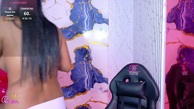 Snapshot of Lexy_tay chatting on July 4, 11:49 am Lexy tay online show from July 4, 11:49 am