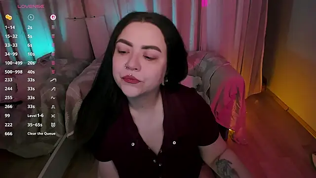 Snapshot of ashton_heidii chatting on February 24, 11:03 pm ashton heidii online show from February 24, 11:03 pm