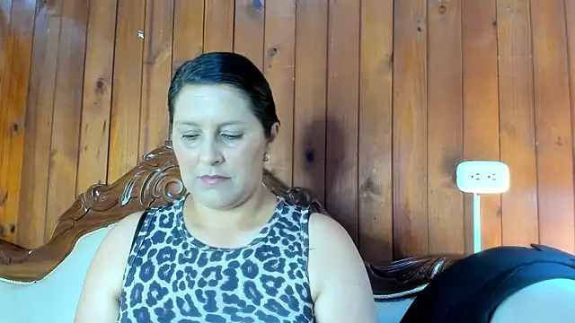 KikaDuque online show from October 20, 7:47 pm