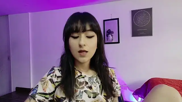 atenea dragon   online show from April 8, 8:42 pm