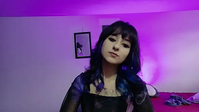 atenea dragon   online show from April 12, 8:58 pm