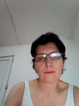 Vera Elle online show from October 8, 2:14 pm