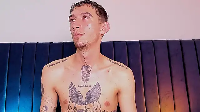 dominik thompson777 online show from November 6, 6:14 am