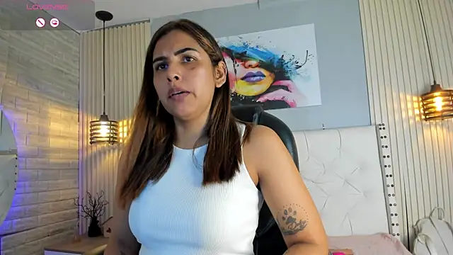 scarletbaker  online show from March 20, 7:52 pm