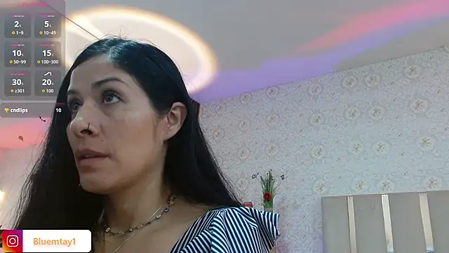 BLUE TAY1 online show from November 4, 12:04 pm