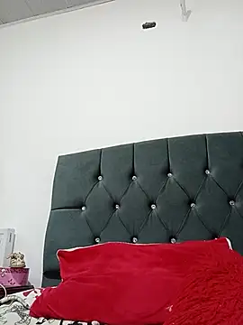 Snapshot of nina_sky chatting on October 10, 2:27 pm nina sky online show from October 10, 2:27 pm