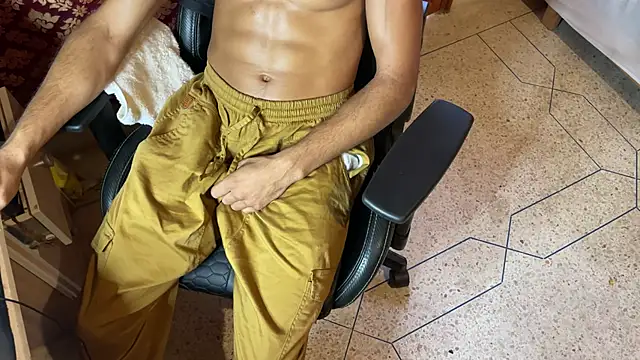 JUSTFORRICH online show from October 19, 11:00 am