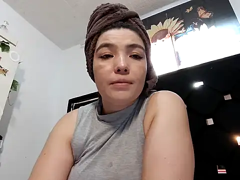 Snapshot of vegacristal88 chatting on November 8, 3:12 pm vegacristal88 online show from November 8, 3:12 pm