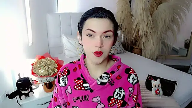 nathalialoes1 online show from January 13, 9:14 am