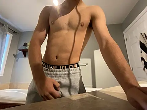 jayjay4you online show from May 14, 2:46 pm