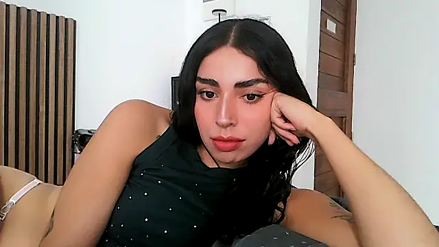 Snapshot of sweetbrunette22 chatting on March 25, 8:04 pm sweetbrunette22 online show from March 25, 8:04 pm