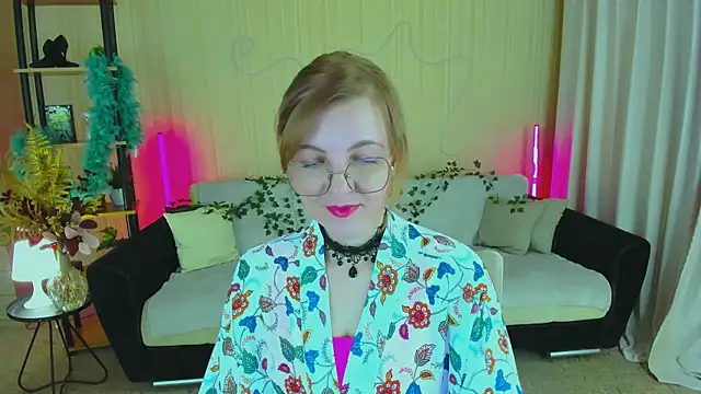 YourUniverser online show from November 30, 9:46 am