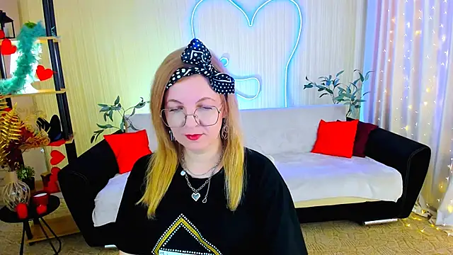 YourUniverser online show from June 28, 9:37 am