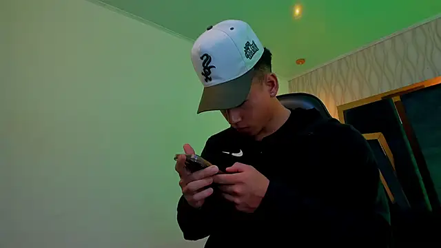 Draven Marceaux online show from October 13, 11:32 am