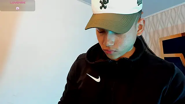 Draven Marceaux online show from October 18, 11:33 am