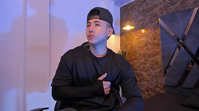 Draven Marceaux online show from January 18, 4:33 pm