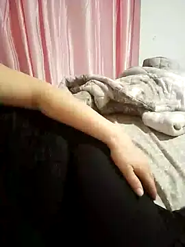 Snapshot of zerdaliii chatting on March 15, 6:36 pm zerdaliii online show from March 15, 6:36 pm