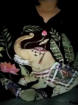 Snapshot of zerdaliii chatting on March 25, 3:40 pm zerdaliii online show from March 25, 3:40 pm