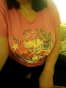 Snapshot of zerdaliii chatting on March 30, 6:25 am zerdaliii online show from March 30, 6:25 am