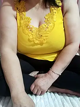 Snapshot of zerdaliii chatting on April 9, 5:29 pm zerdaliii online show from April 9, 5:29 pm