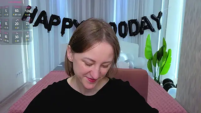 LuluChiiii online show from October 28, 10:41 am