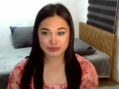 Annierose ts online show from September 13, 8:14 am