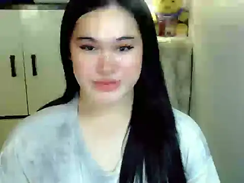 Snapshot of Annierose_ts chatting on April 11, 5:17 pm Annierose ts online show from April 11, 5:17 pm