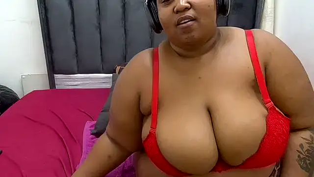 CocoFlames23 online show from October 6, 1:30 pm