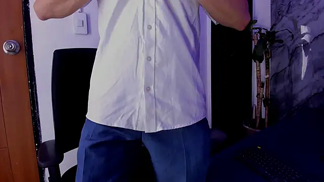 William Steel  online show from November 11, 2:00 am