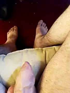 Snapshot of chrisdic27 chatting on February 11, 9:14 am chrisdic27 online show from February 11, 9:14 am