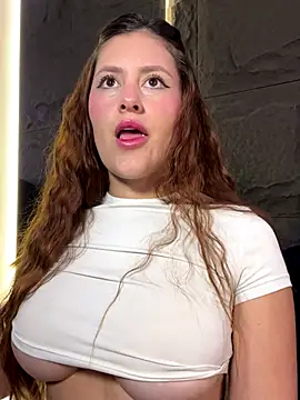 Snapshot of ALYSON_HARPER chatting on October 15, 12:38 pm ALYSON HARPER online show from October 15, 12:38 pm