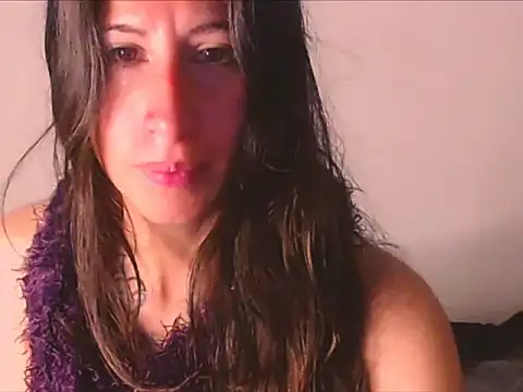 Snapshot of NathaSlave chatting on February 23, 8:22 am NathaSlave online show from February 23, 8:22 am