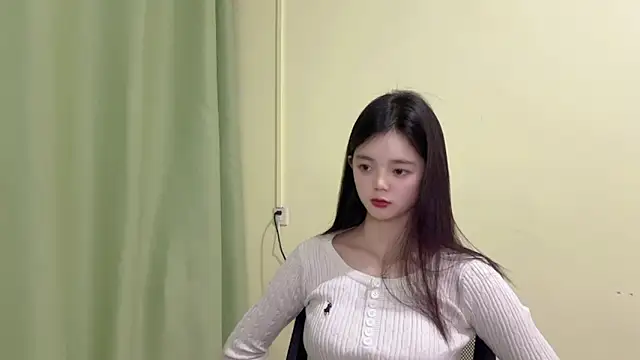 Snapshot of Nicole-13 chatting on February 1, 12:48 pm Nicole-13 online show from February 1, 12:48 pm