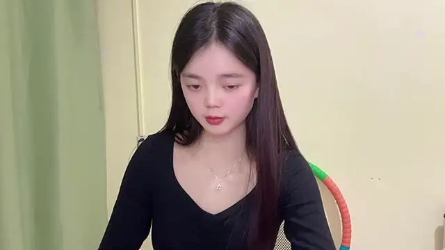 Snapshot of Nicole-13 chatting on February 7, 11:58 am Nicole-13 online show from February 7, 11:58 am