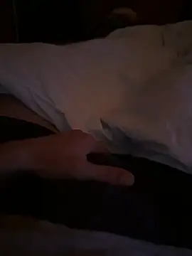 ThomDickenson online show from September 25, 8:23 pm