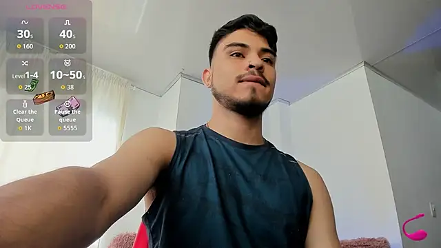 Bastian MCcormick online show from April 11, 1:04 pm