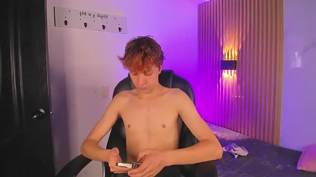 IM DAREN online show from April 11, 3:22 am