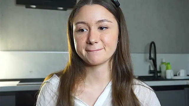 Snapshot of vvillywonka chatting on December 19, 1:56 am vvillywonka online show from December 19, 1:56 am