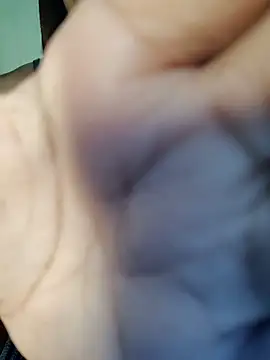 Snapshot of NiwarthanaSL chatting on October 28, 2:15 am NiwarthanaSL online show from October 28, 2:15 am